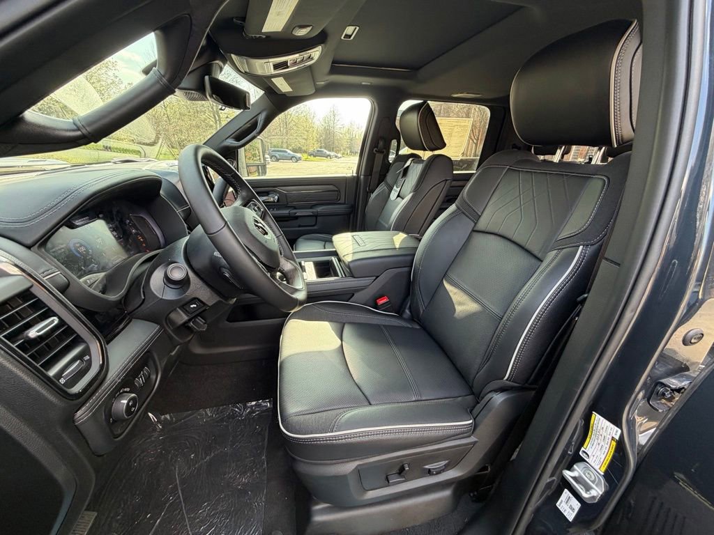 New 2026 RAM 3500 Limited image 15