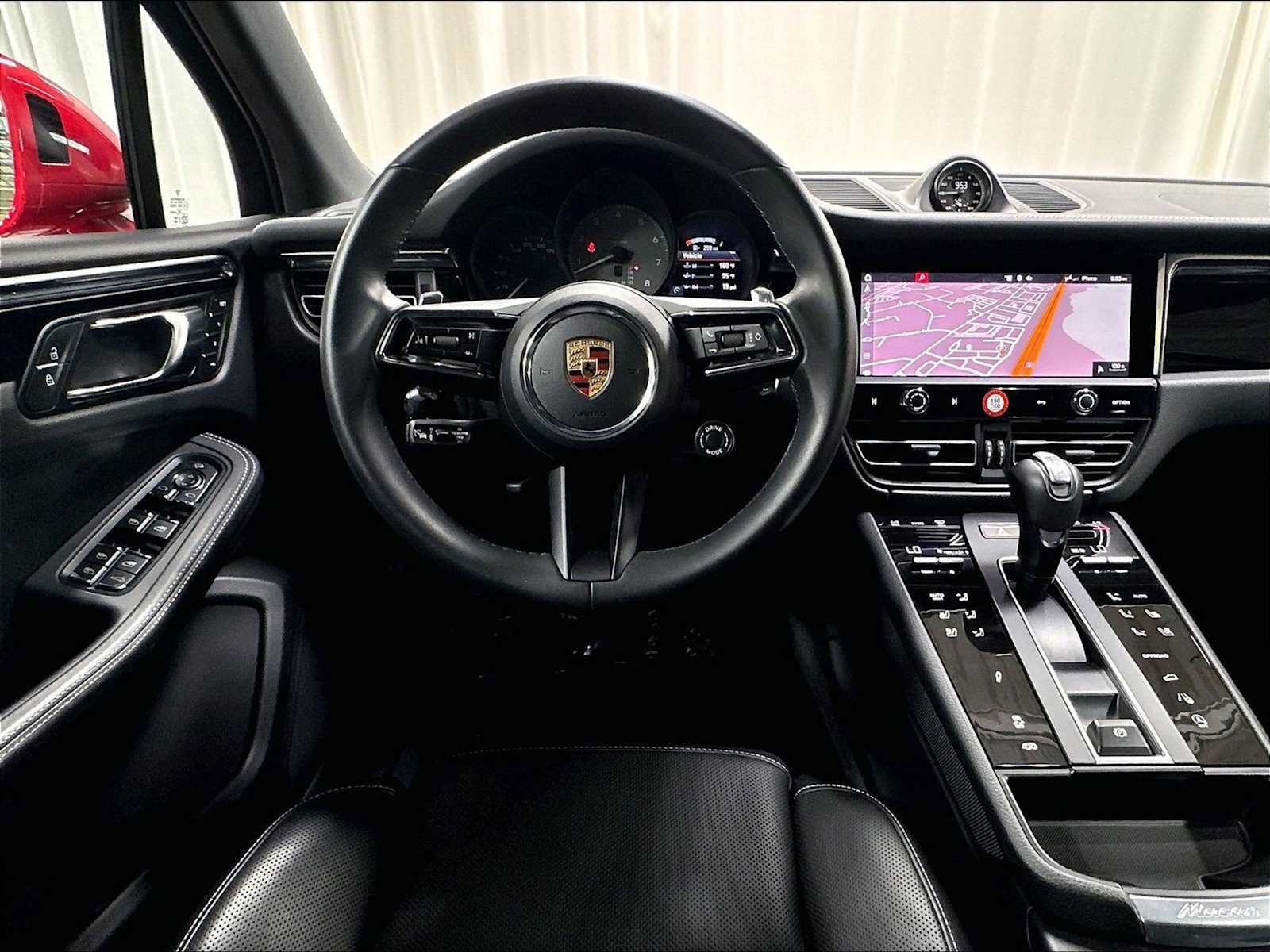 Used 2026 Porsche Macan S AWD/4WD image 16