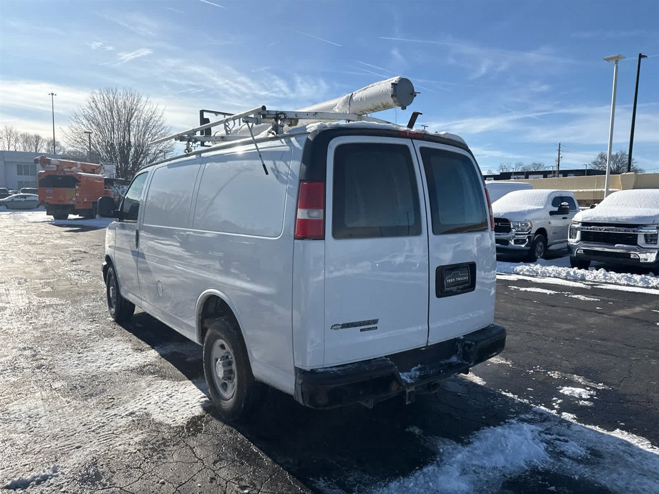 Used 2016 Chevrolet Express 2500 image 6