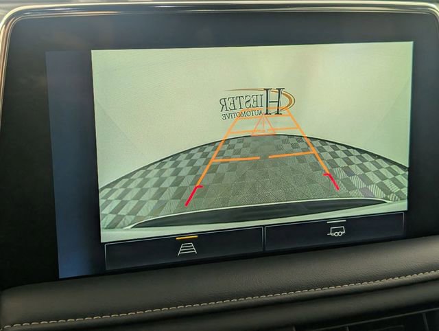 Used 2024 Chevrolet Tahoe Premier AWD/4WD image 21