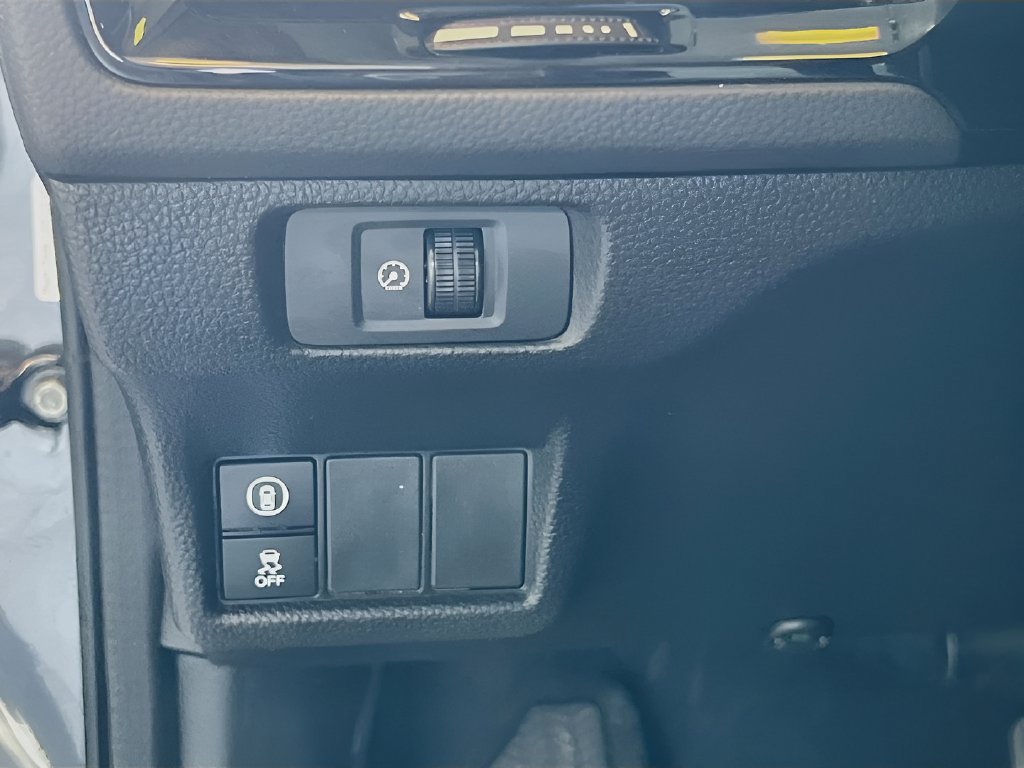 Used 2023 Honda Civic LX image 10