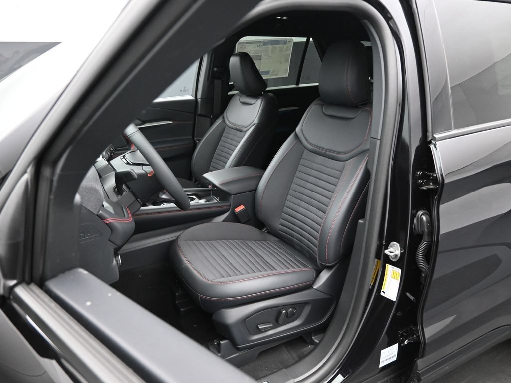 New 2026 Ford Explorer ST-Line w/ ST-Line Street Pack RWD image 9