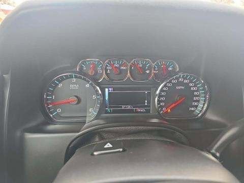 Used 2017 Chevrolet Suburban LT w/ LT Signature Package image 7