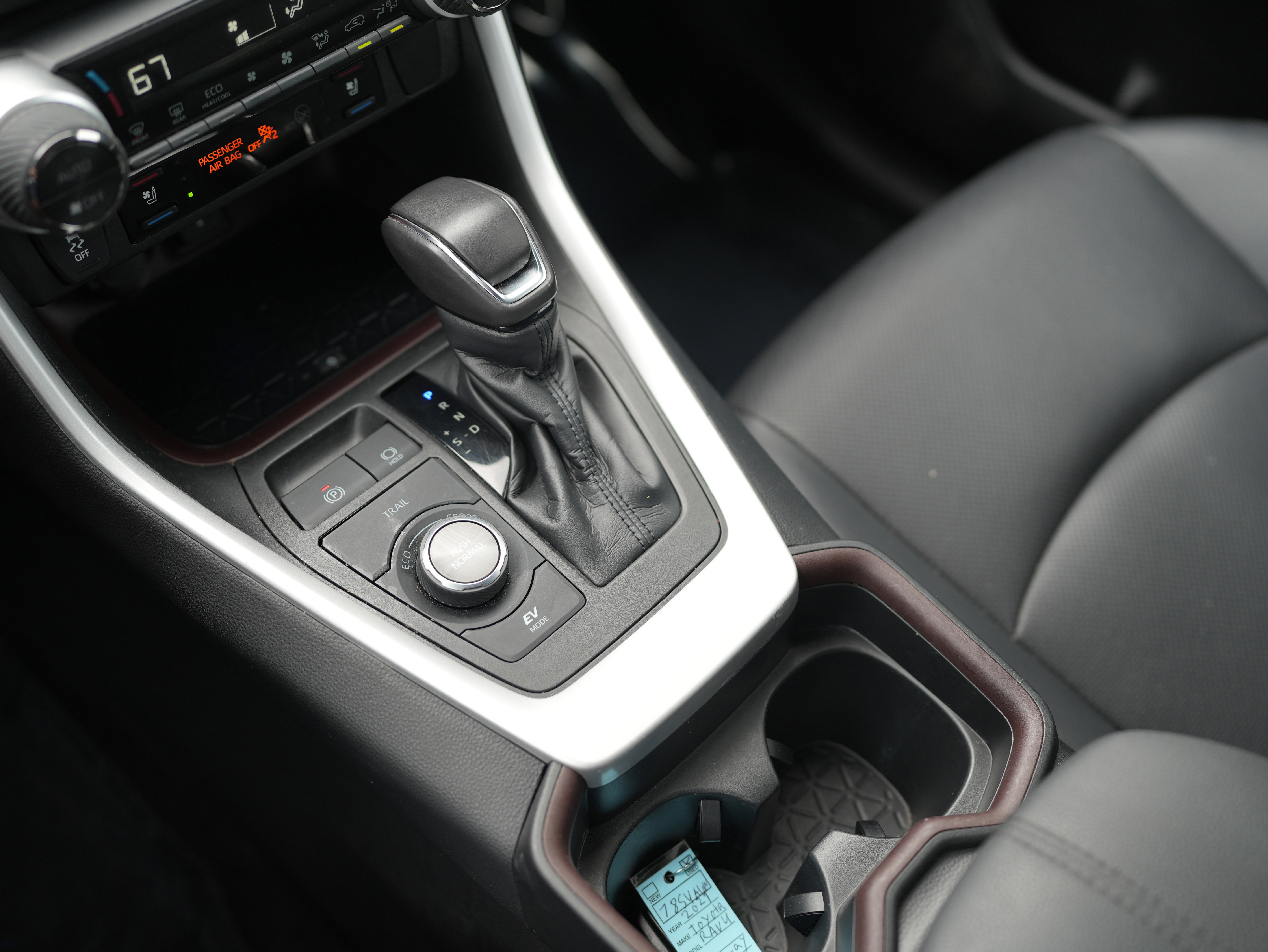 Used 2021 Toyota RAV4 Limited AWD/4WD image 17