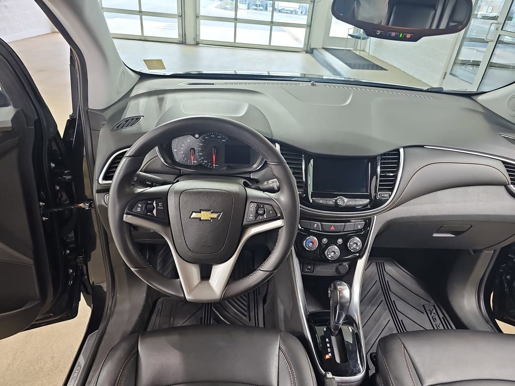 Used 2018 Chevrolet Trax Premier image 19