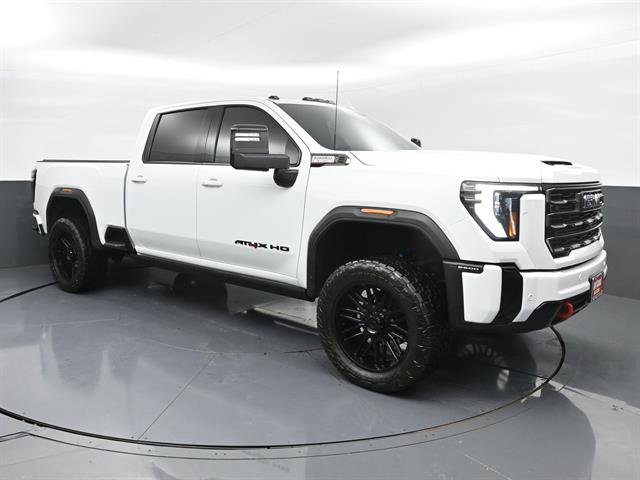 Used 2026 GMC Sierra 2500 AT4X w/ LPO, Black Badging Package AWD/4WD image 2