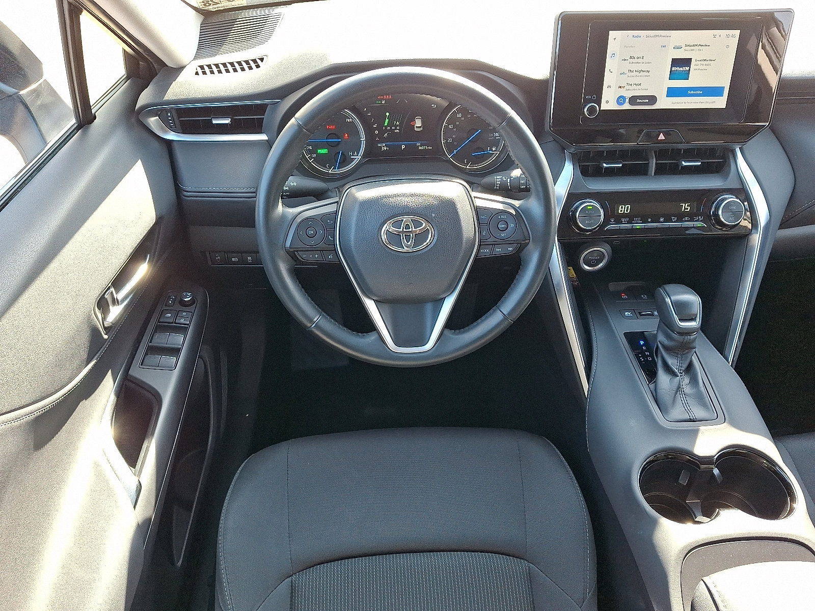Certified 2023 Toyota Venza LE image 11