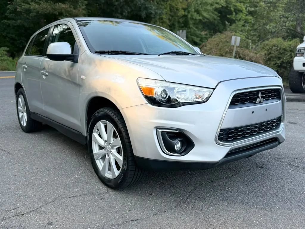 Used 2013 Mitsubishi Outlander Sport ES AWD/4WD image 1