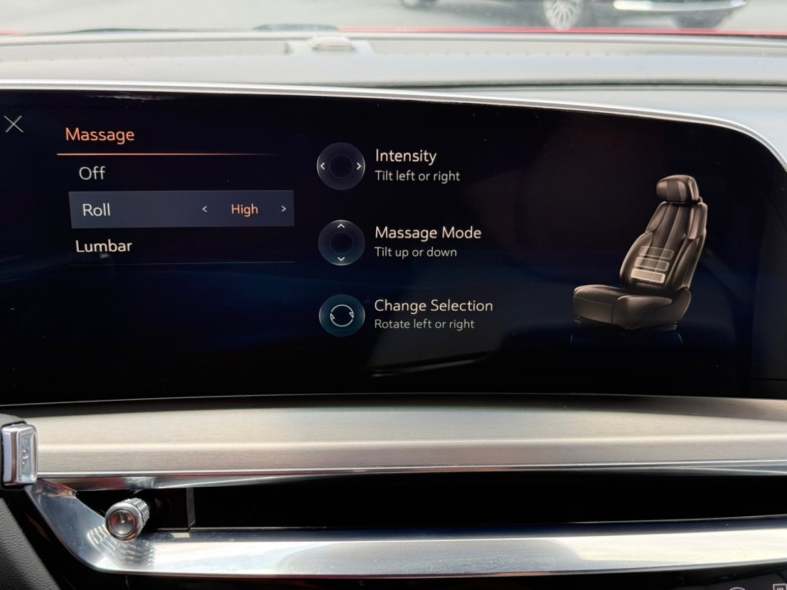 Used 2024 Cadillac Lyriq Sport AWD/4WD image 36