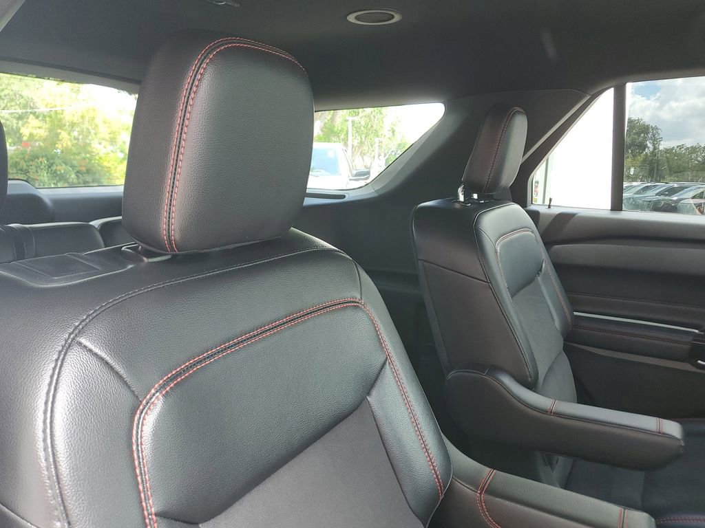 Used 2022 Ford Explorer ST-Line w/ Class IV Trailer Tow Package image 27