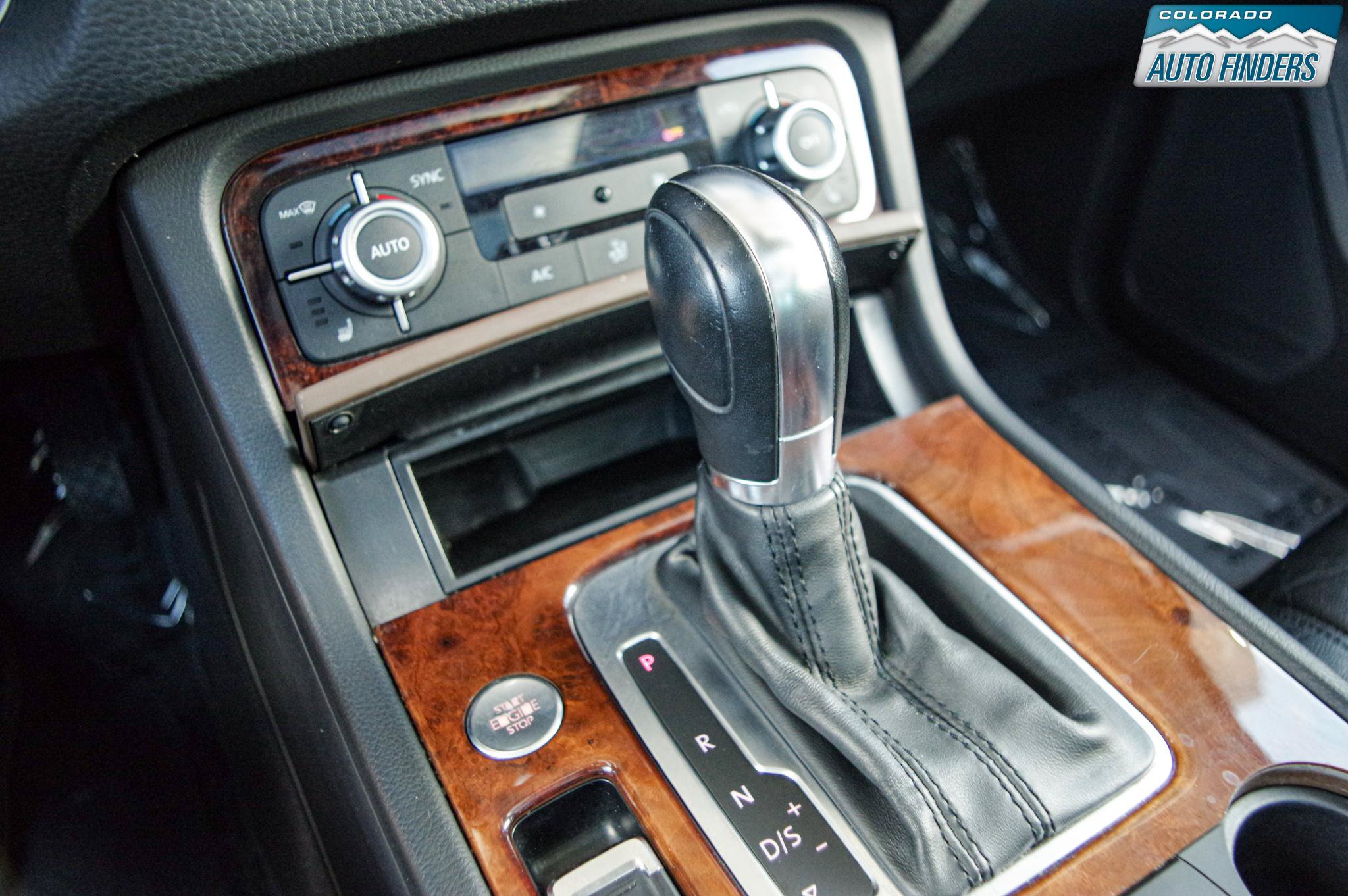 Used 2014 Volkswagen Touareg VR6 AWD/4WD image 19