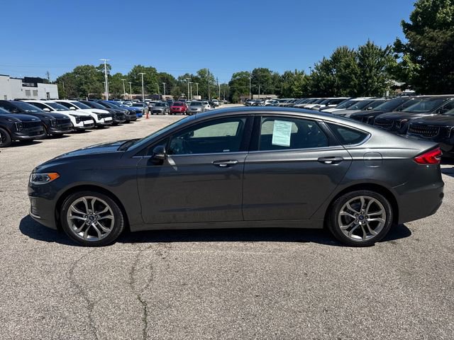 Used 2020 Ford Fusion SEL FWD image 4