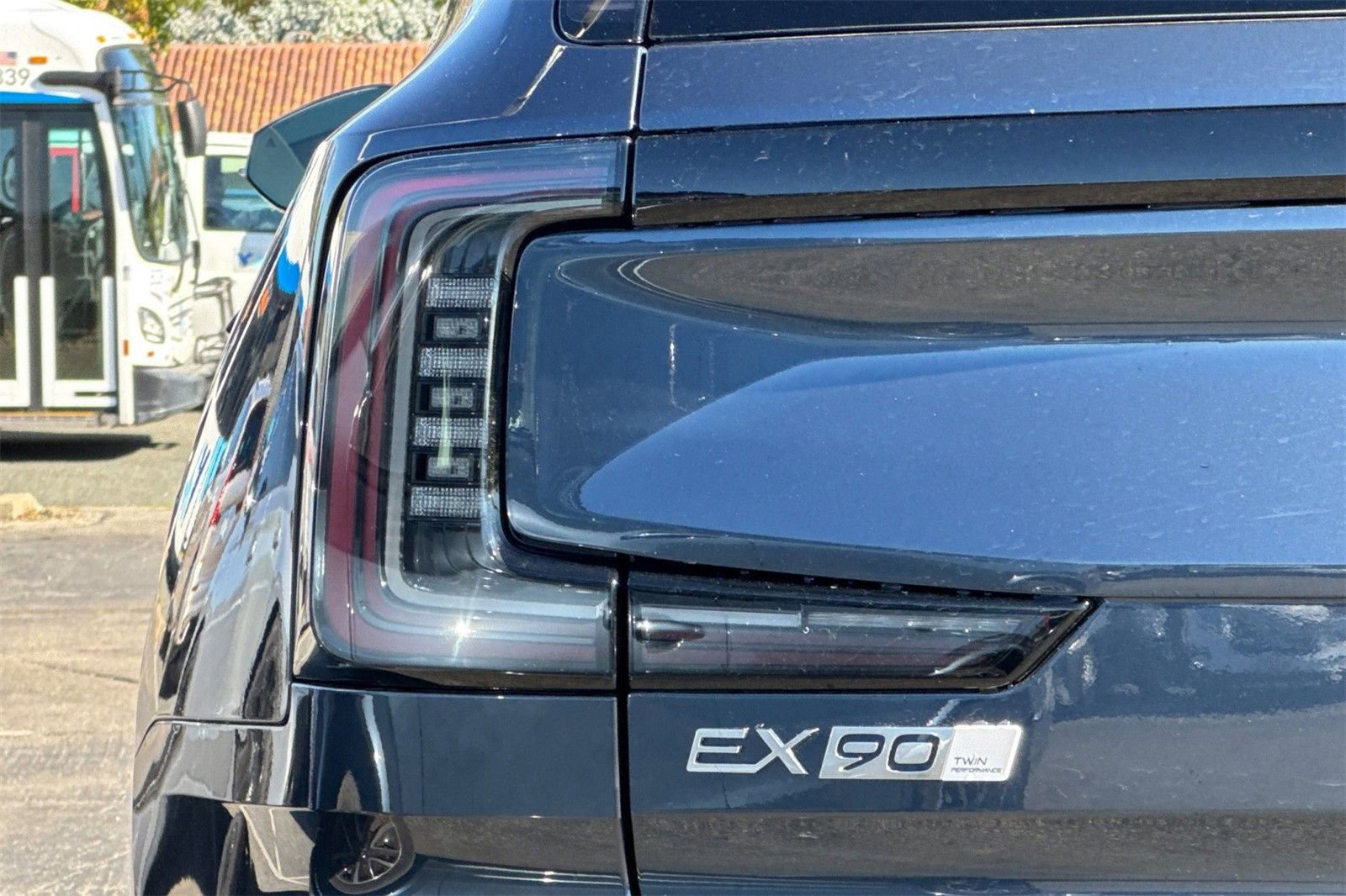 New 2025 Volvo EX90 Plus image 27