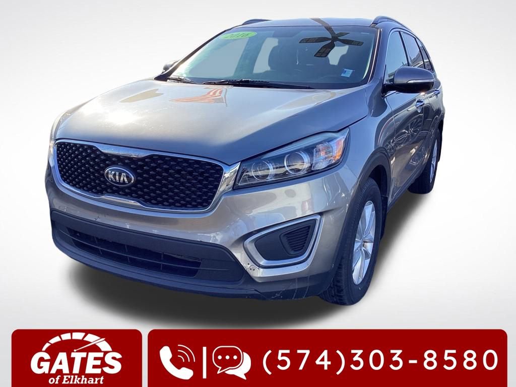 Used 2016 Kia Sorento LX w/ LX Convenience Package image 5