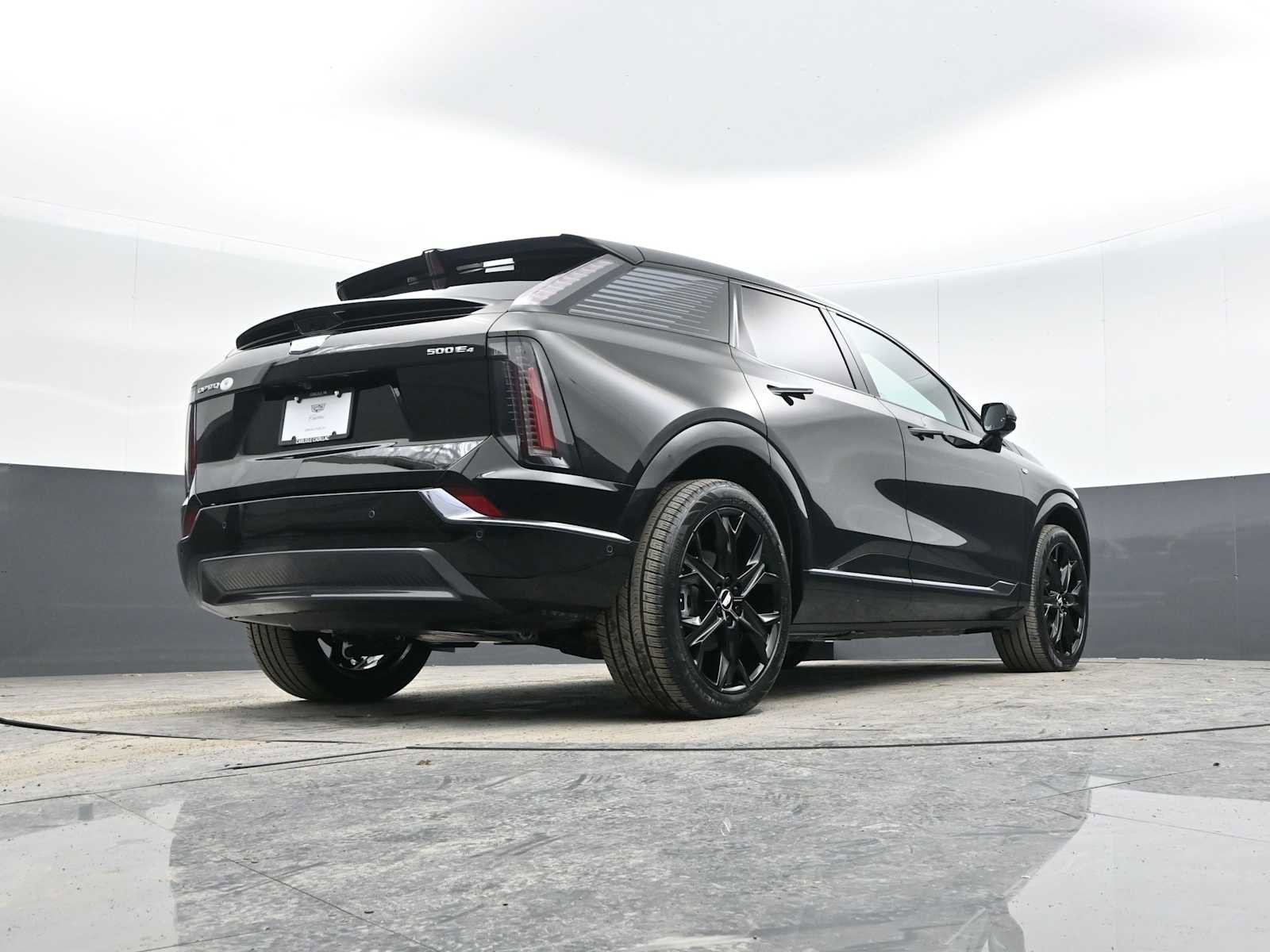 New 2025 Cadillac Optiq Sport 2 w/ LPO, ONYX Package image 41