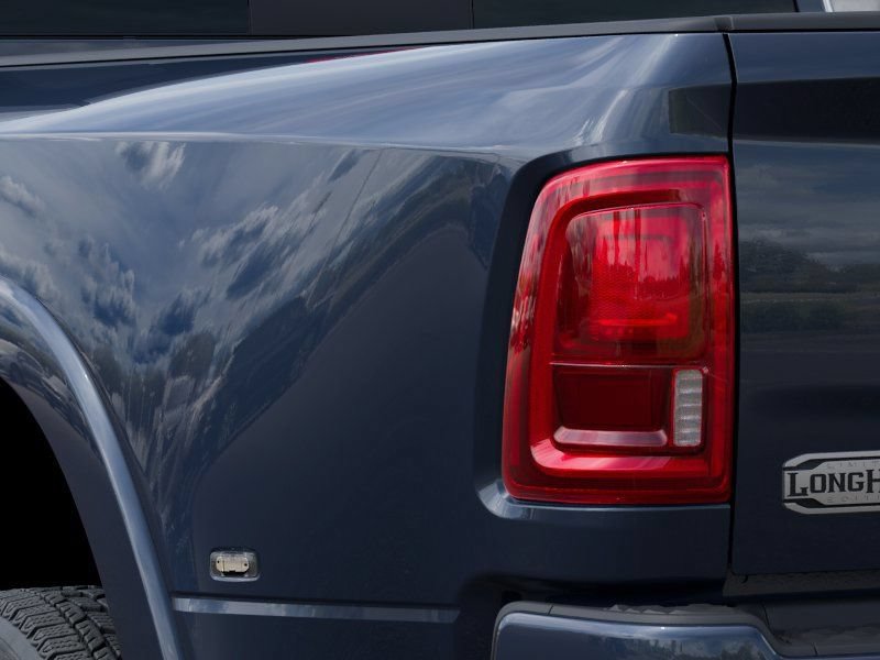 New 2026 RAM 3500 Limited AWD/4WD image 9