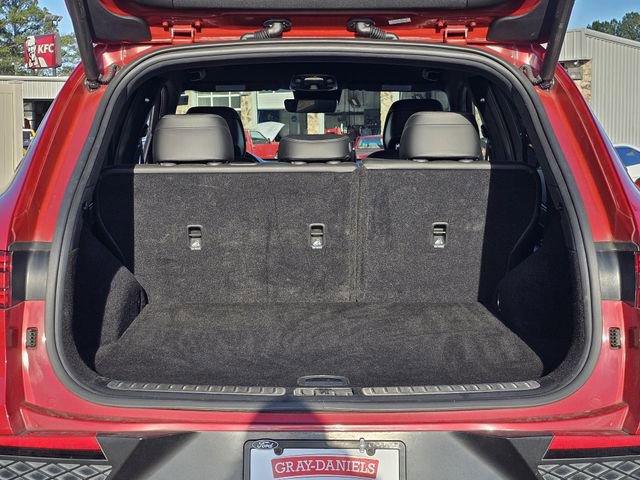 Used 2022 Genesis GV70 3.5T Sport w/ Sport Prestige Package image 29