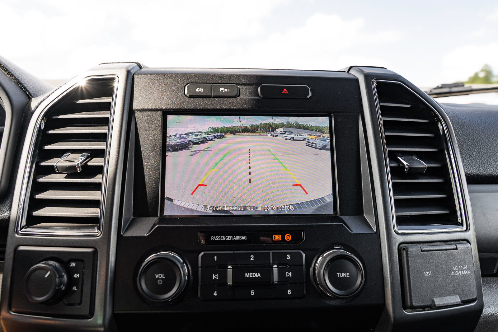 Certified 2022 Ford F350 XLT AWD/4WD image 31