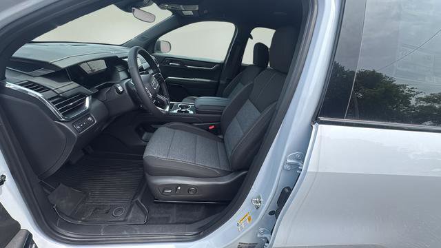 New 2026 GMC Acadia Elevation w/ Black Edition FWD image 19