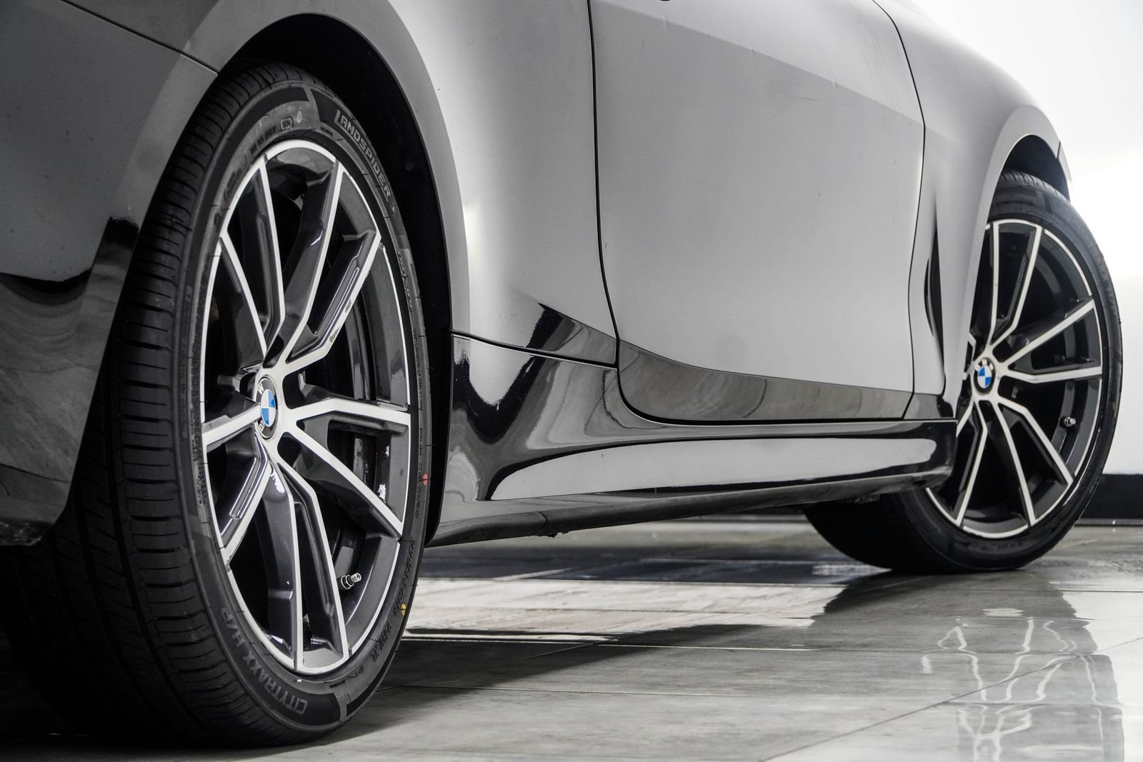Used 2024 BMW 430i Convertible RWD image 18