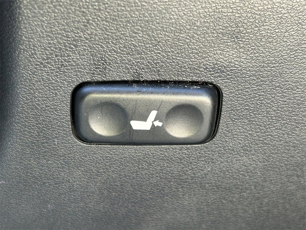 Used 2022 Toyota Sequoia TRD Sport image 27