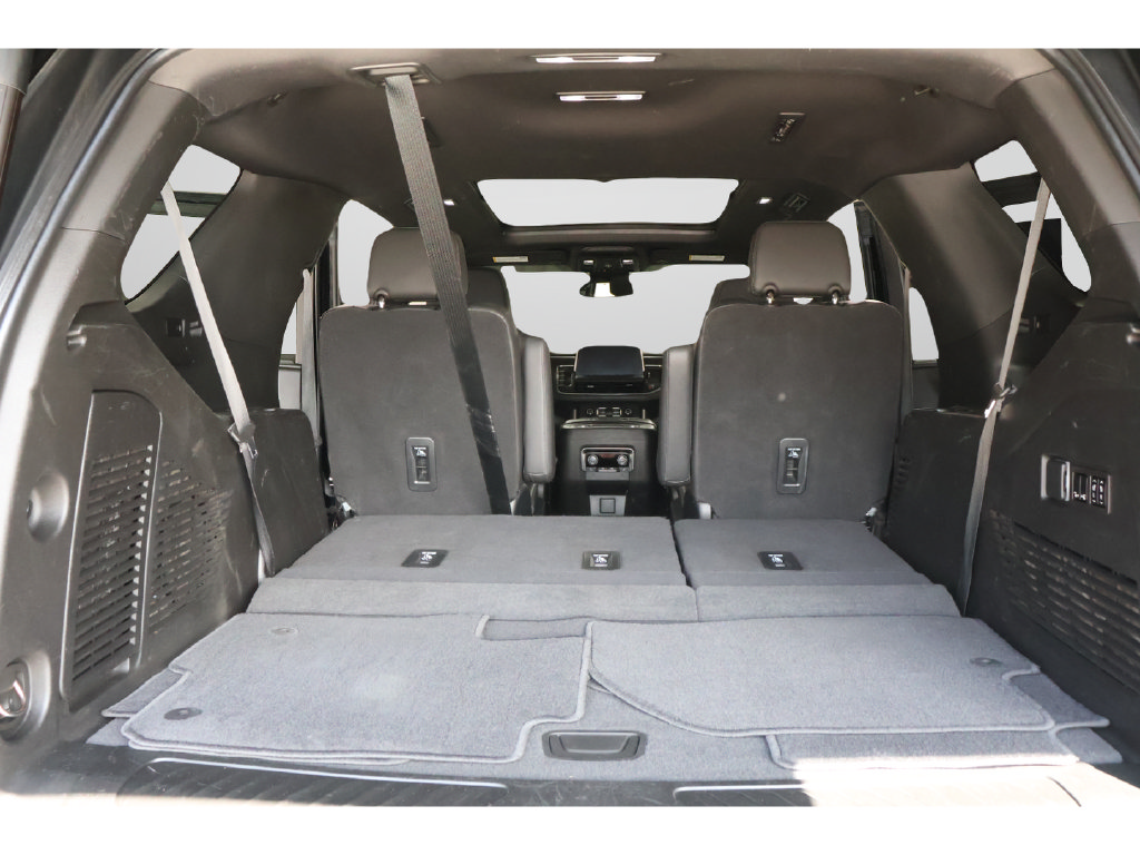 Used 2023 Chevrolet Tahoe LT w/ Luxury Package AWD/4WD image 36