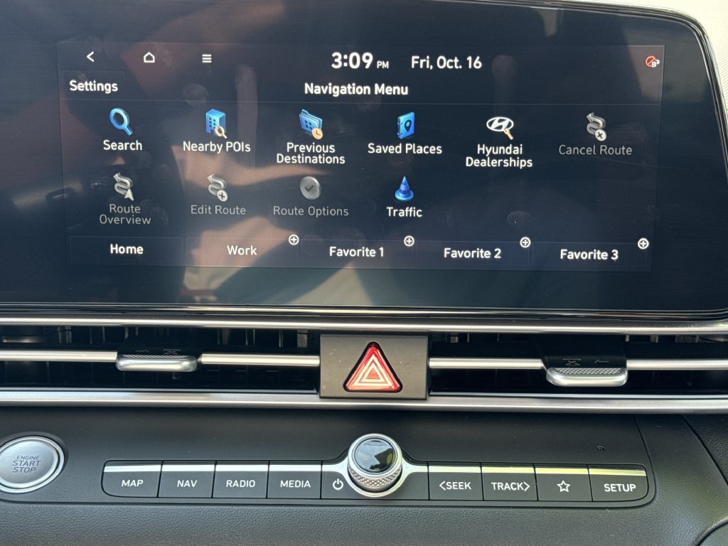 Used 2025 Hyundai Elantra SEL FWD image 30