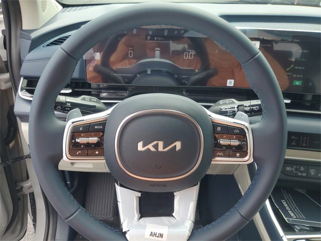 New 2026 Kia Carnival EX image 17