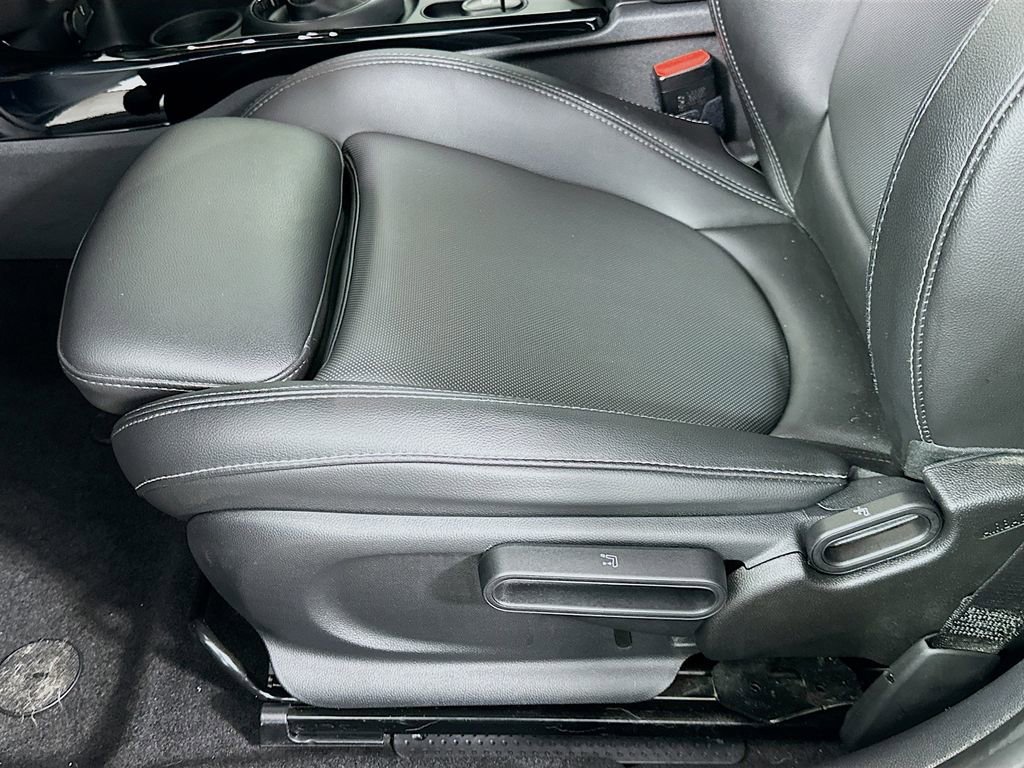 Certified 2022 MINI Cooper Clubman S FWD image 20