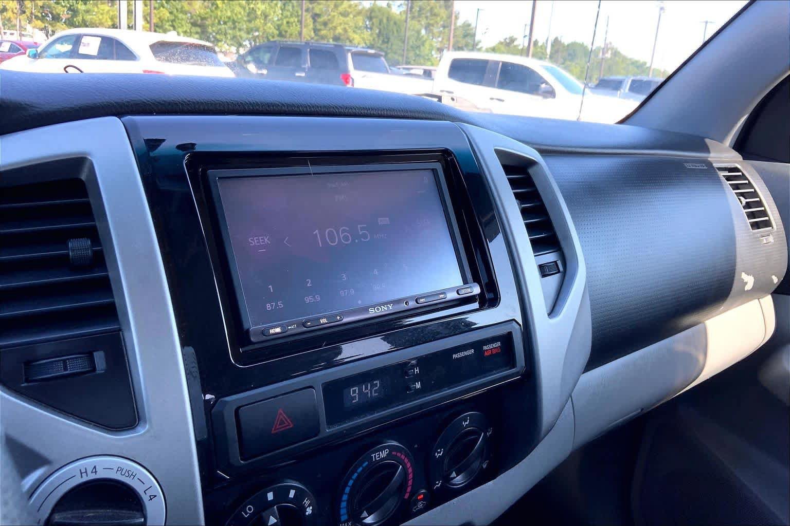 Used 2013 Toyota Tacoma 4x4 Double Cab w/ TRD Sport Pkg image 35