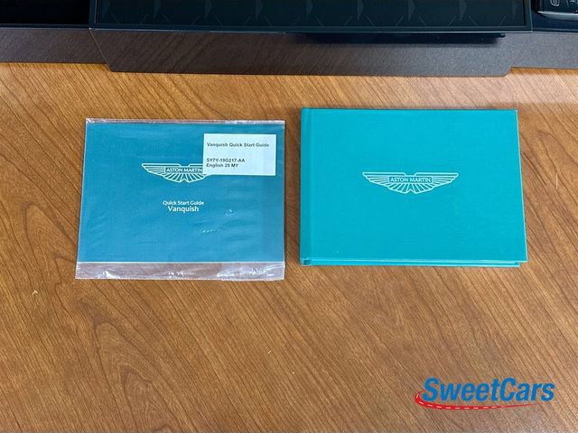 Used 2025 Aston Martin Vanquish RWD image 51