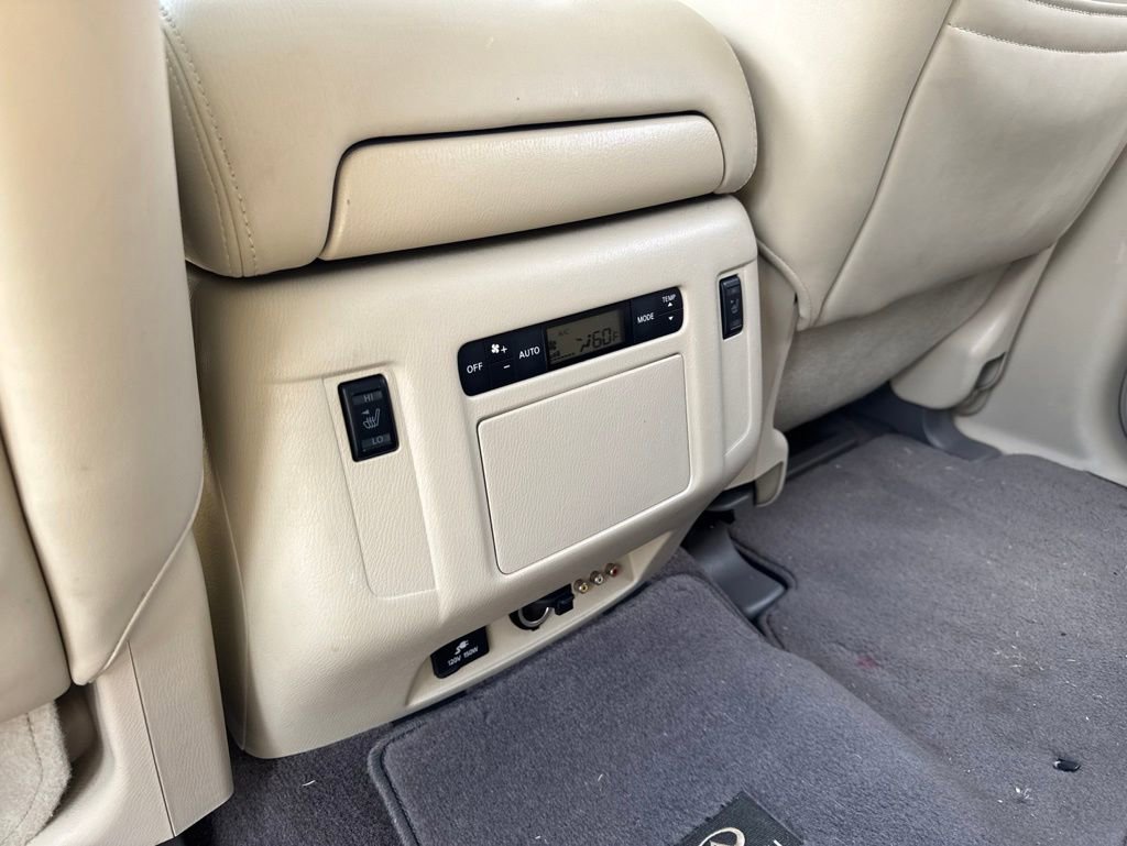 Used 2017 INFINITI QX80 4WD w/ Driver Assistance Package image 11