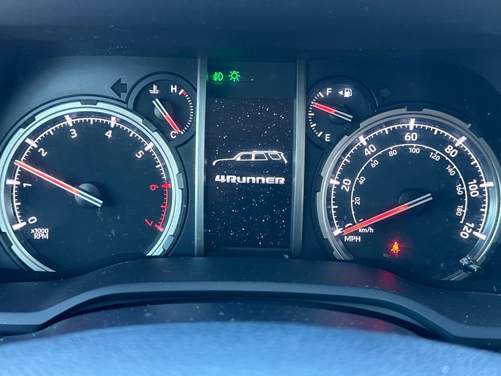 Used 2023 Toyota 4Runner Limited image 25