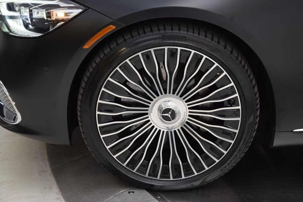 Certified 2024 Mercedes-Benz Maybach S 680 4MATIC image 15
