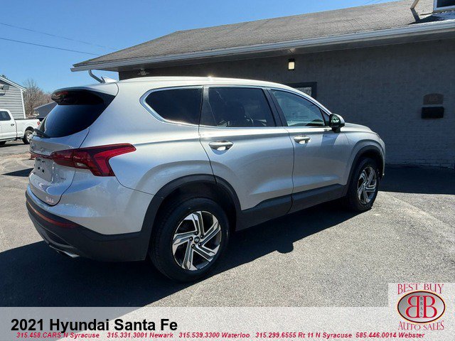 Used 2021 Hyundai Santa Fe SE w/ Cargo Package AWD/4WD image 3