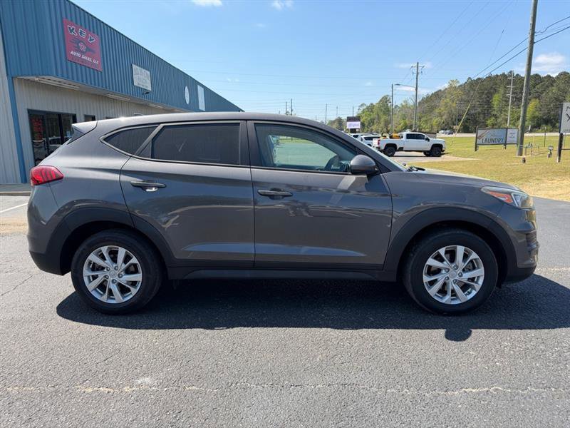 Used 2020 Hyundai Tucson SE w/ Cargo Package image 2