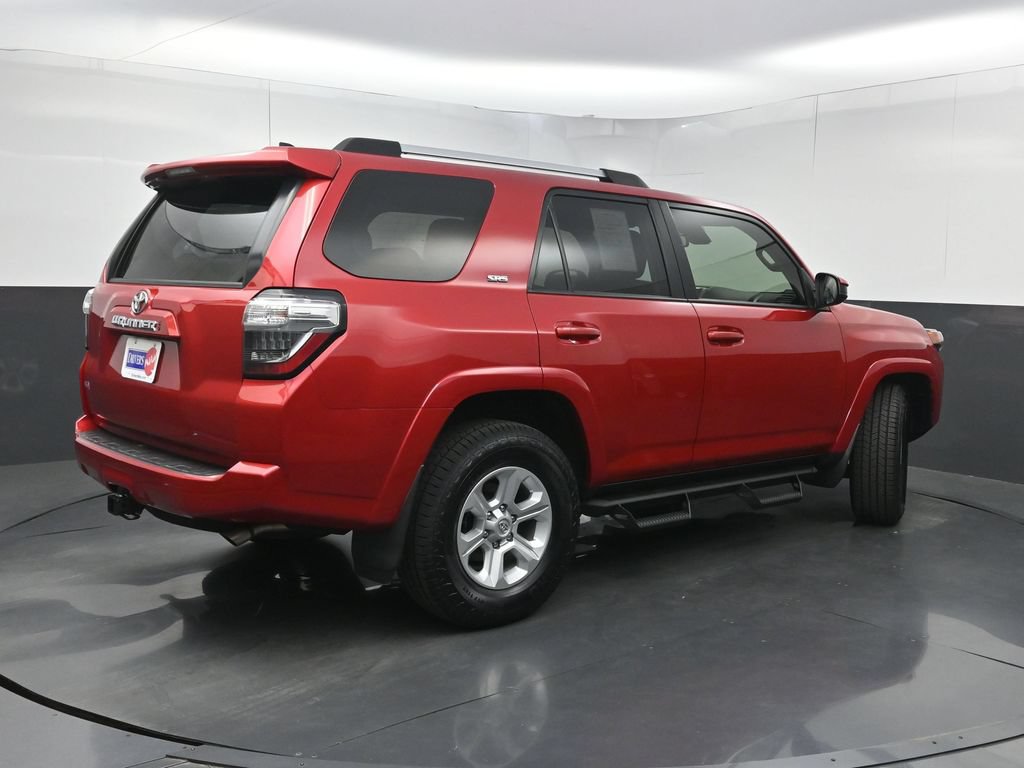Used 2022 Toyota 4Runner SR5 RWD image 23