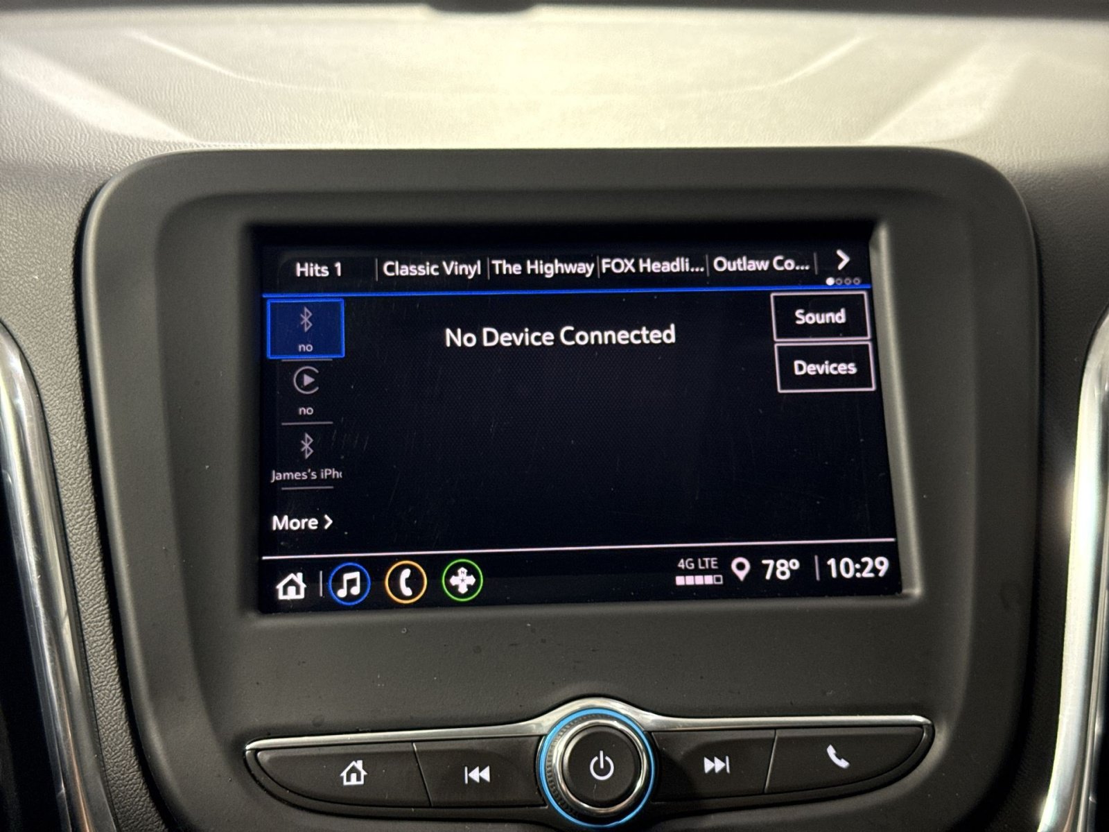 Used 2022 Chevrolet Equinox LT FWD image 19