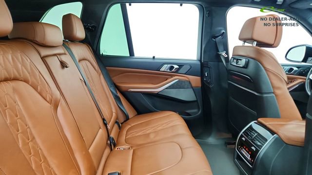 Used 2022 BMW X5 M50i w/ Executive Package AWD/4WD image 25