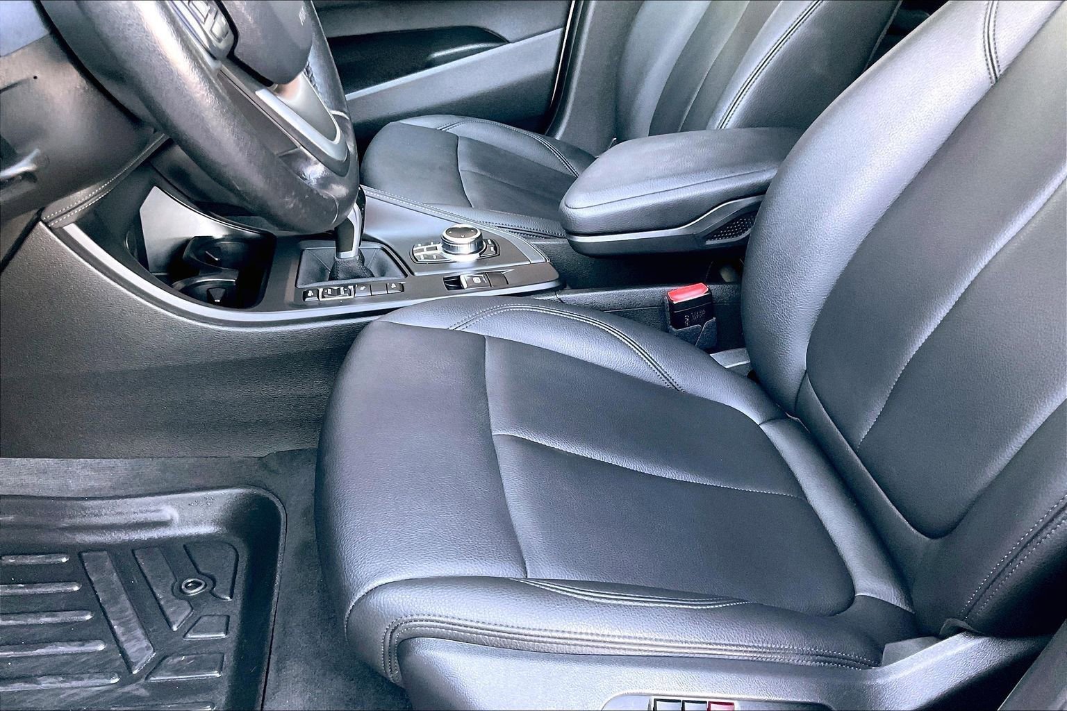 Used 2022 BMW X1 xDrive28i image 16