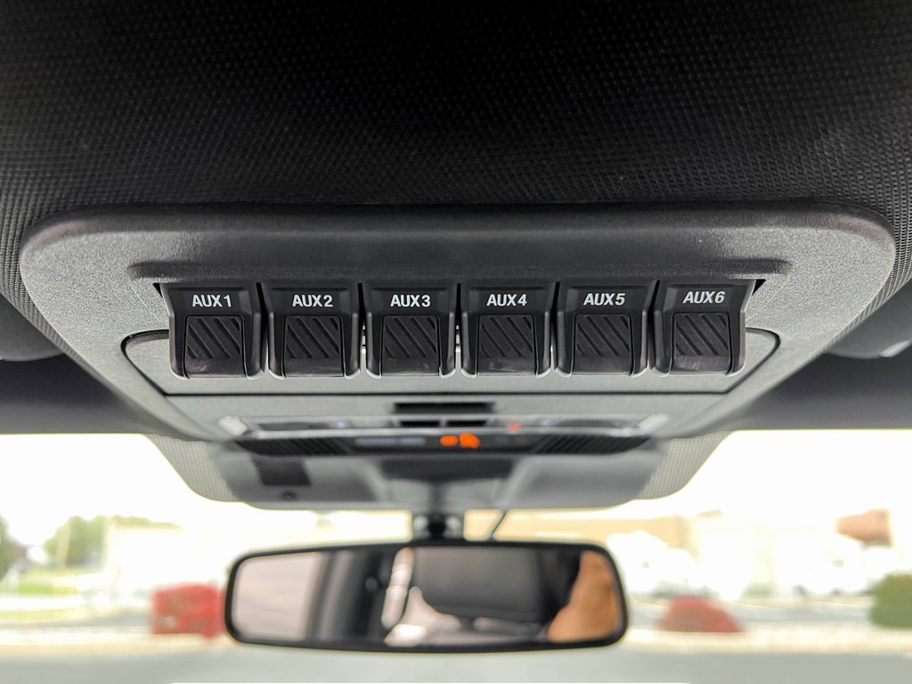 Used 2023 Ford F150 Raptor w/ Raptor Carbon Fibre Package image 26