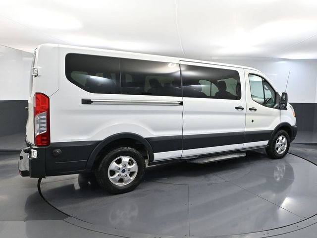 Used 2018 Ford Transit 350 XLT image 4