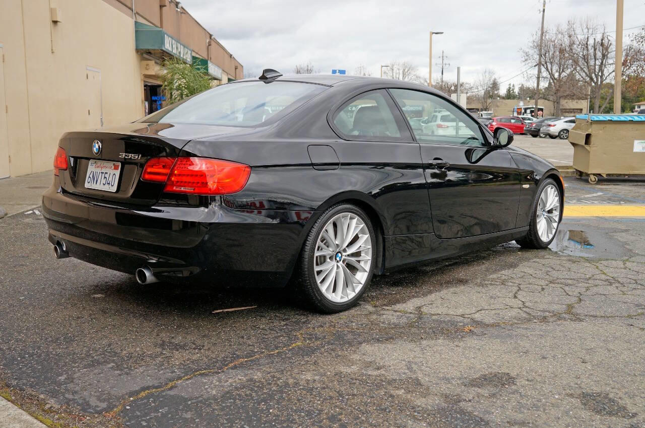 Used 2011 BMW 335i Coupe image 5