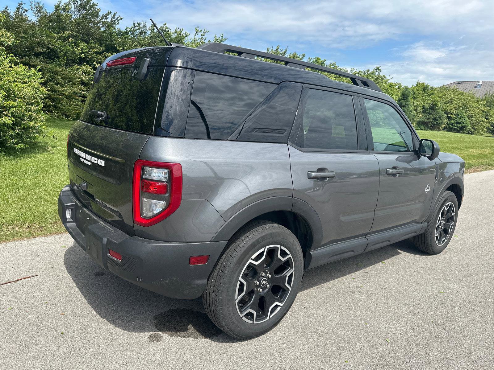 Used 2025 Ford Bronco Sport Outer Banks w/ Outer Banks Tech Package+ AWD/4WD image 16