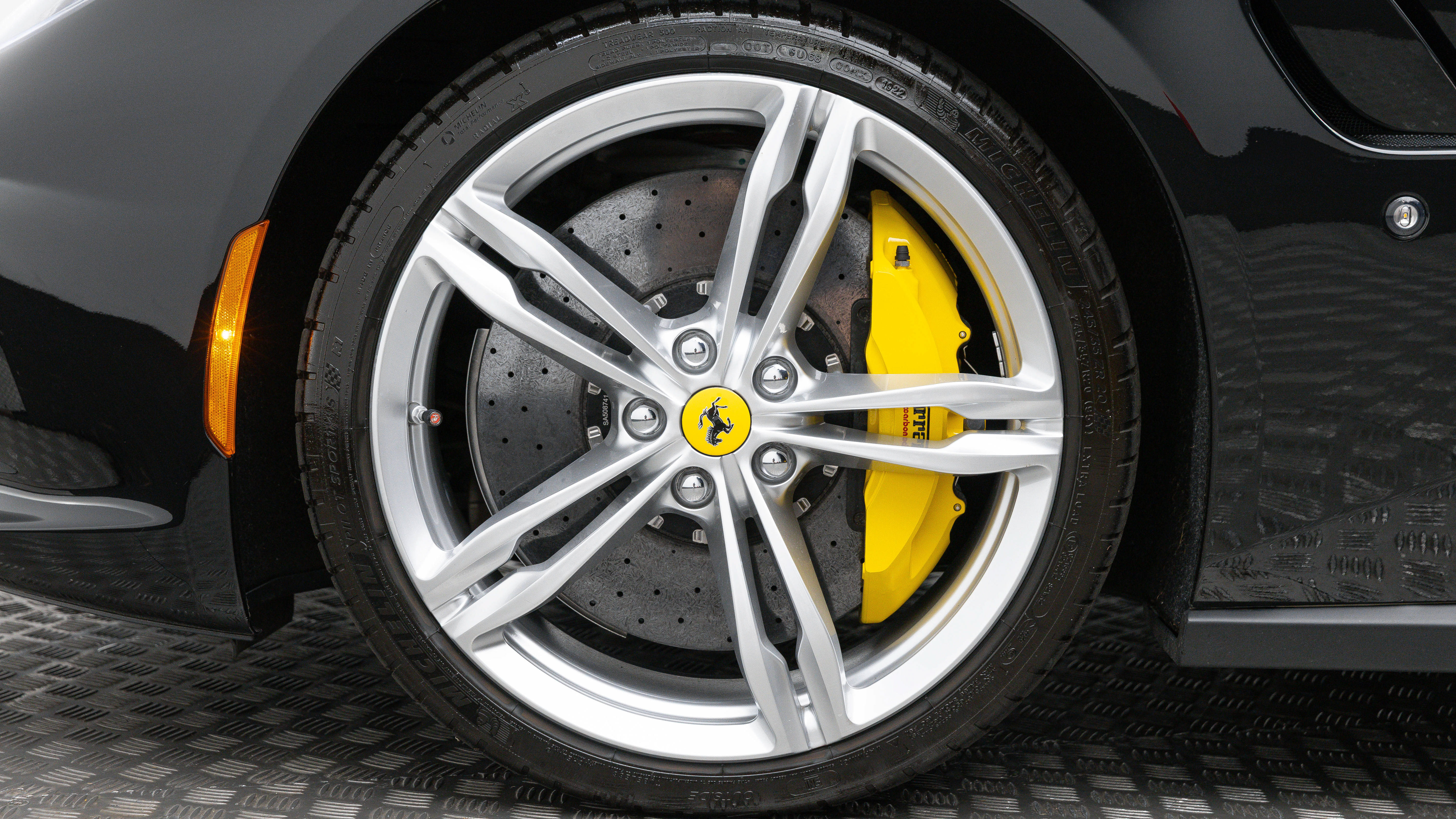 Certified 2020 Ferrari GTC4Lusso AWD/4WD image 43