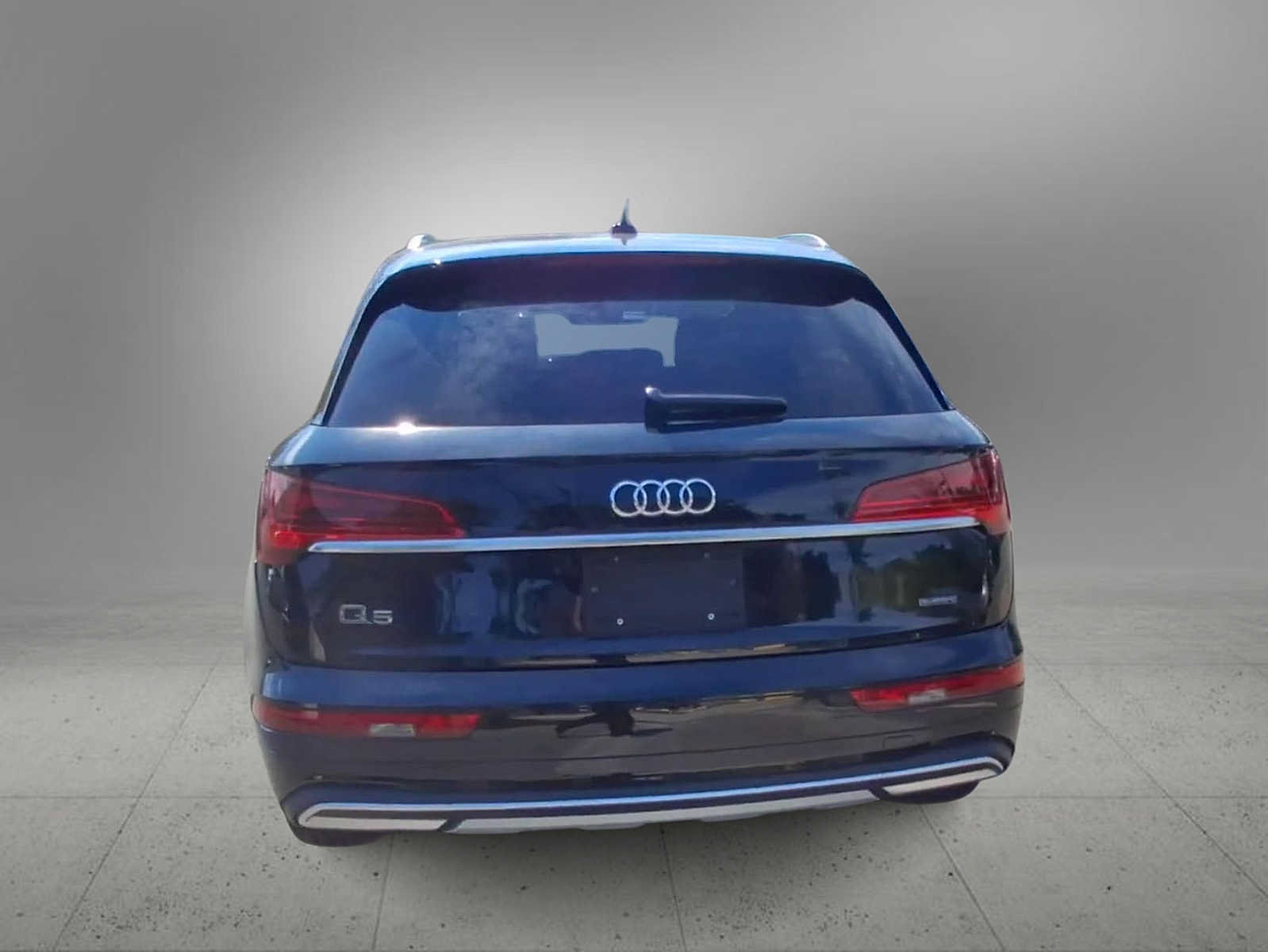 Used 2023 Audi Q5 2.0T Premium w/ Convenience Package AWD/4WD image 7