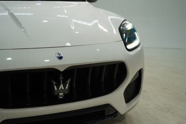 New 2025 Maserati Grecale Modena image 9
