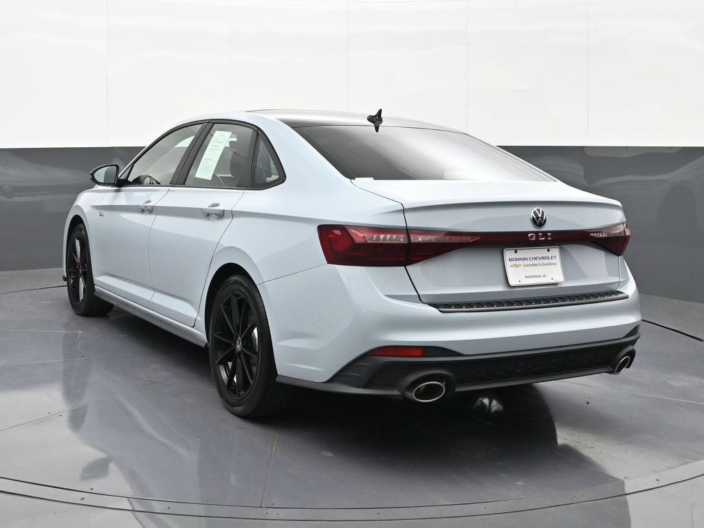 Used 2026 Volkswagen Jetta GLI Autobahn FWD image 3