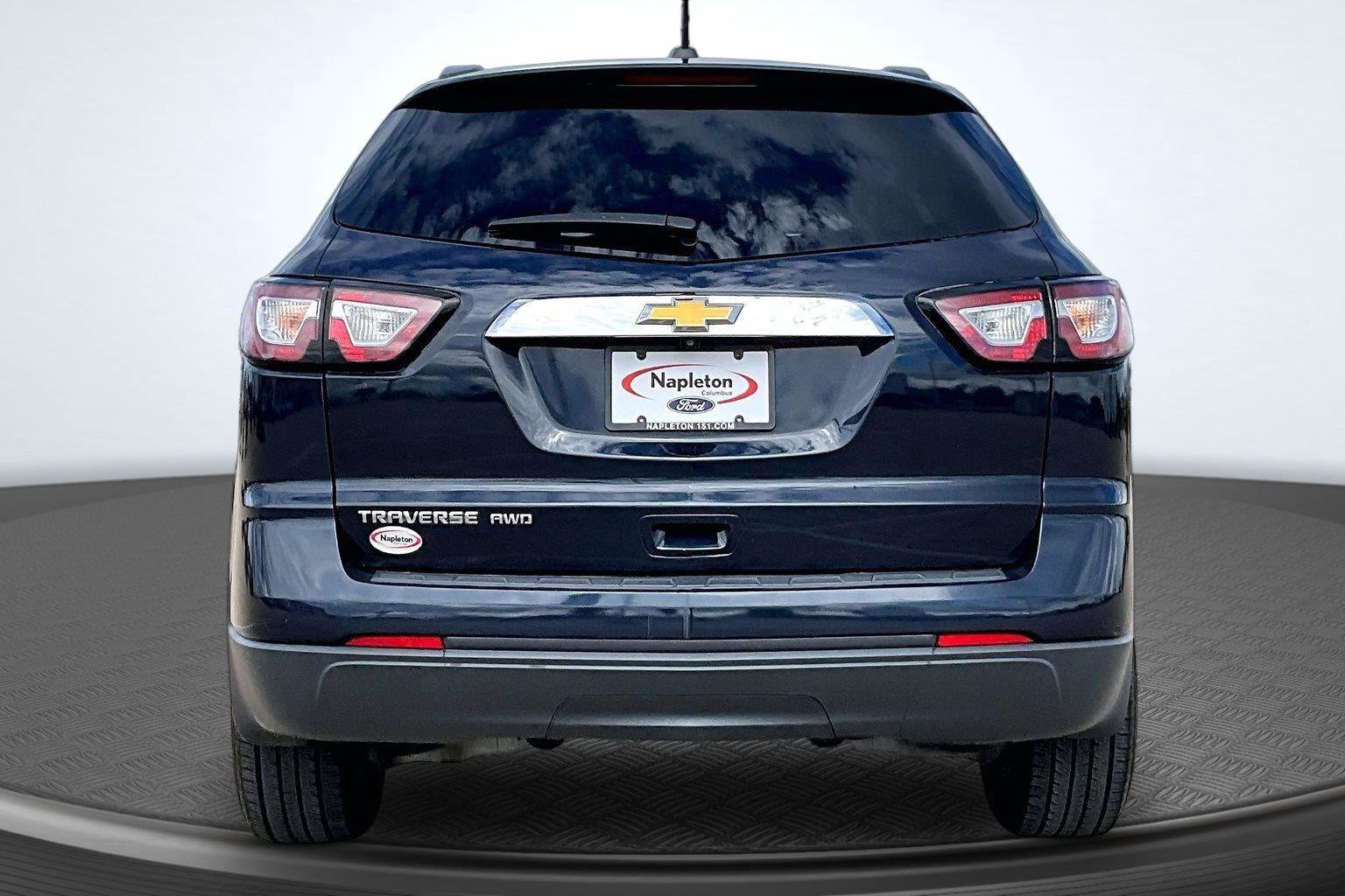 Used 2017 Chevrolet Traverse LS AWD/4WD image 4