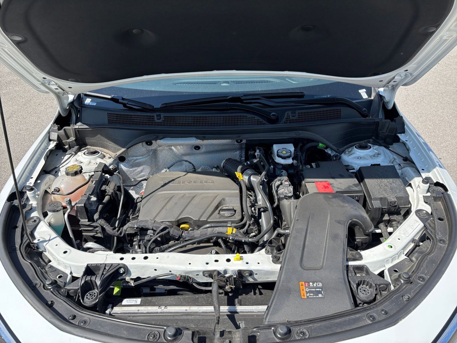 Used 2025 Buick Envista Preferred FWD image 31